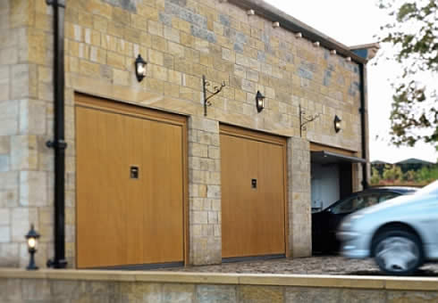 garage door, color matches the brick
